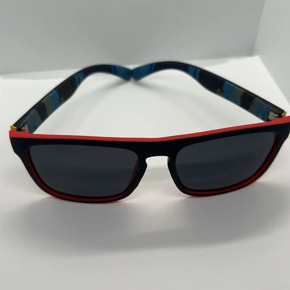 🔥NEW Polarized UV protection Sunglasses - Black & Red Sporty Style - unisex